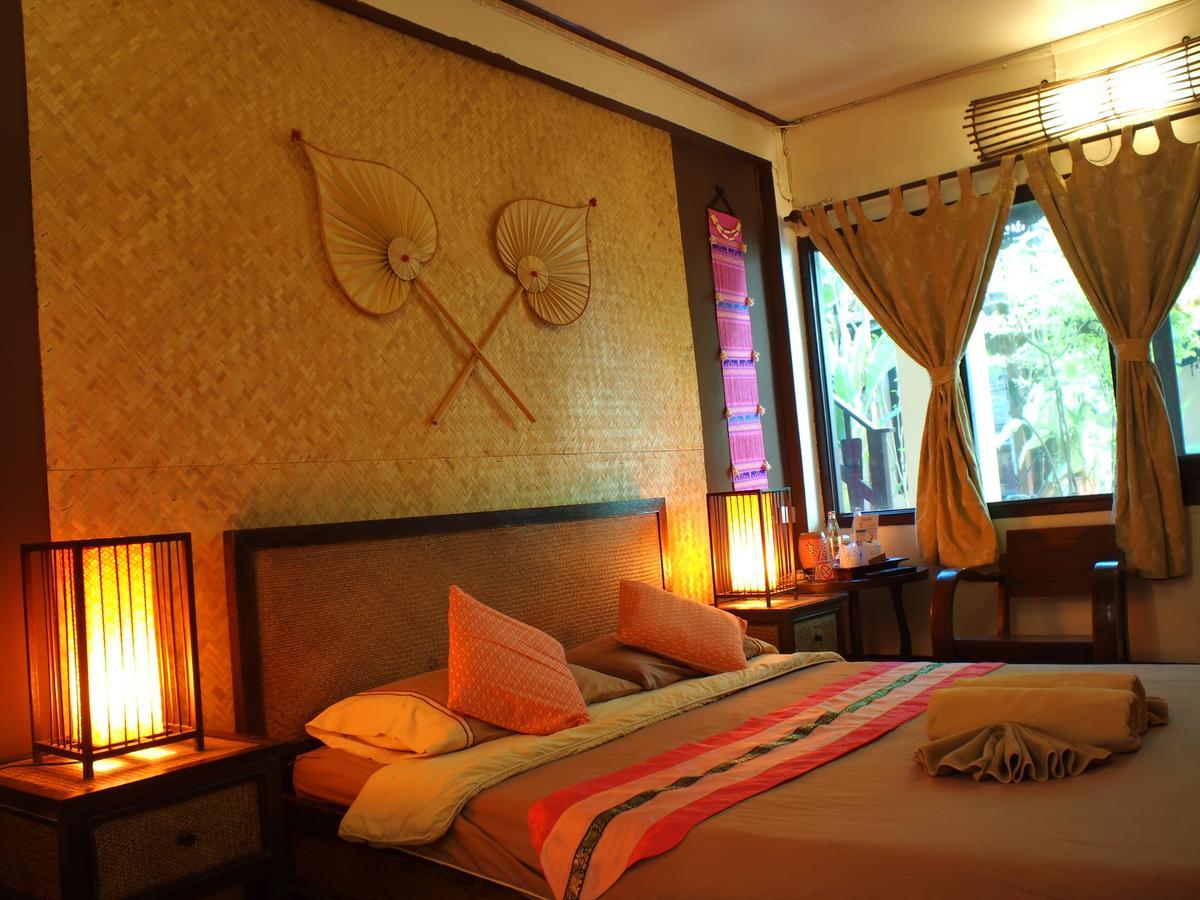 Cool Guesthouse Chiang Mai Exterior photo