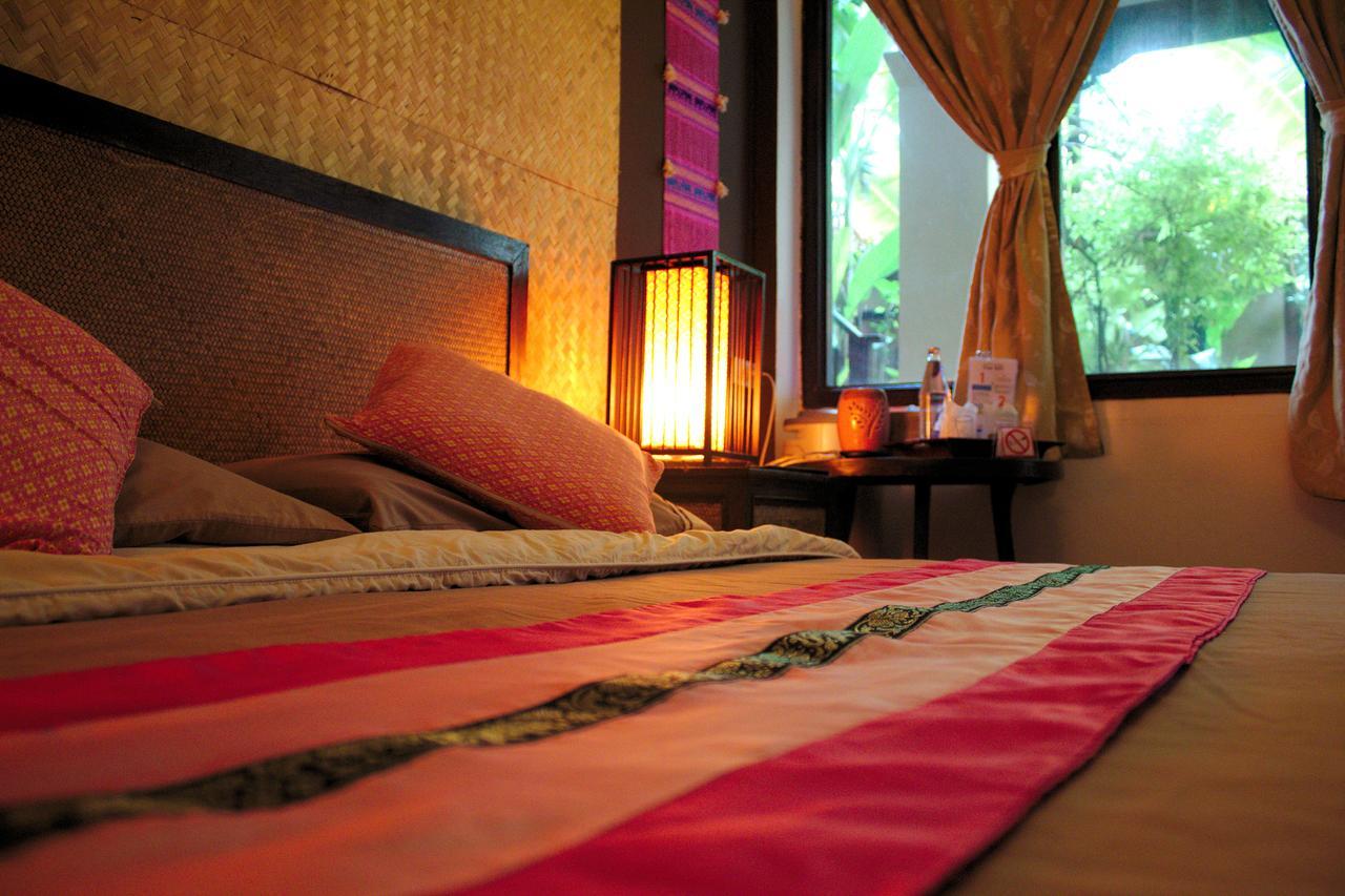 Cool Guesthouse Chiang Mai Exterior photo